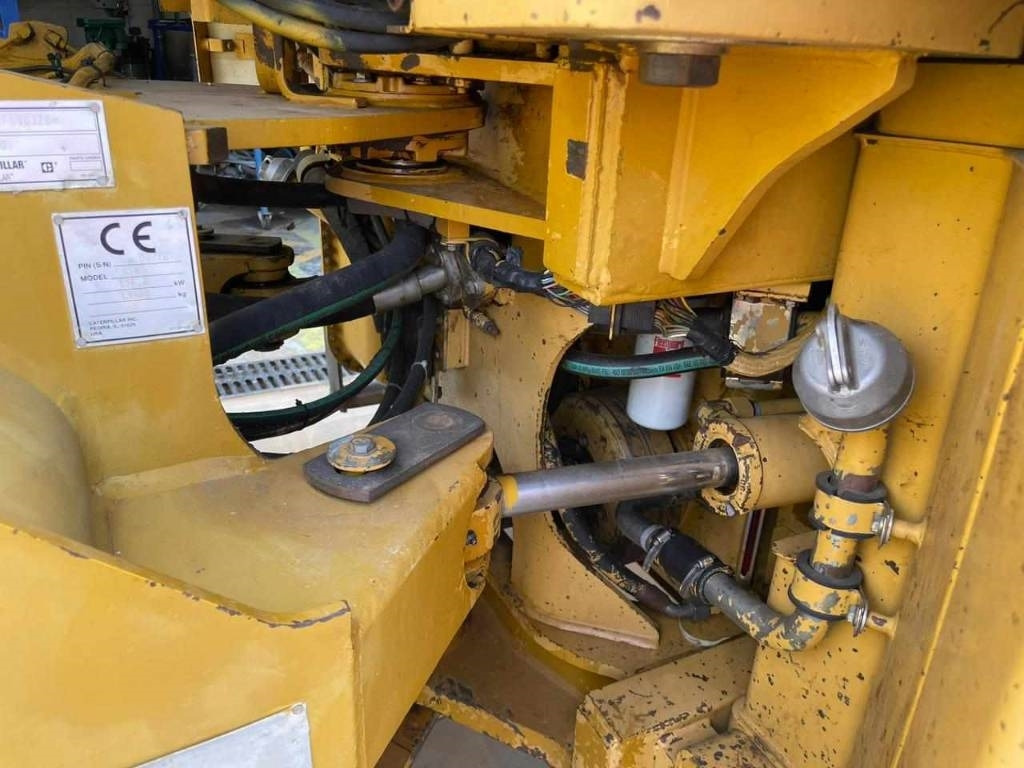 Utovarivač na kotačima CAT 950 G: slika Utovarivač na kotačima CAT 950 G