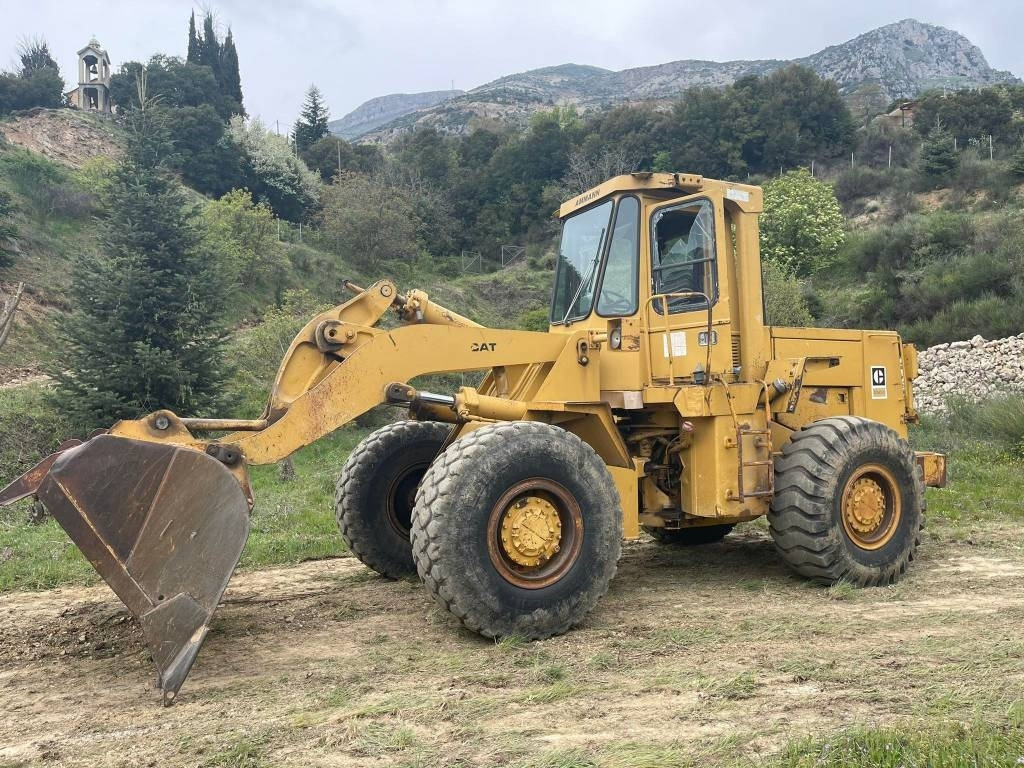 CAT 950B - Utovarivač na kotačima: slika CAT 950B - Utovarivač na kotačima CAT 950B - Utovarivač na kotačima: slika CAT 950B - Utovarivač na kotačima