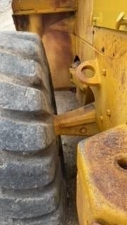 CAT 950C - Utovarivač na kotačima: slika CAT 950C - Utovarivač na kotačima CAT 950C - Utovarivač na kotačima: slika CAT 950C - Utovarivač na kotačima