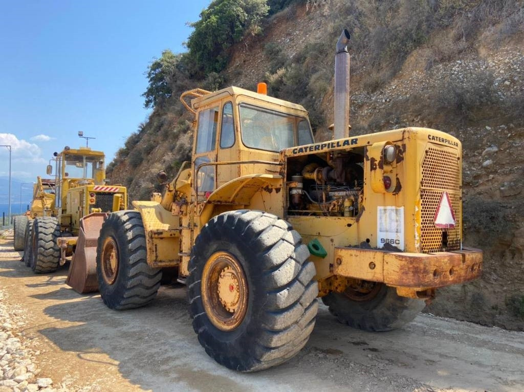 Utovarivač na kotačima CAT 966 C: slika Utovarivač na kotačima CAT 966 C