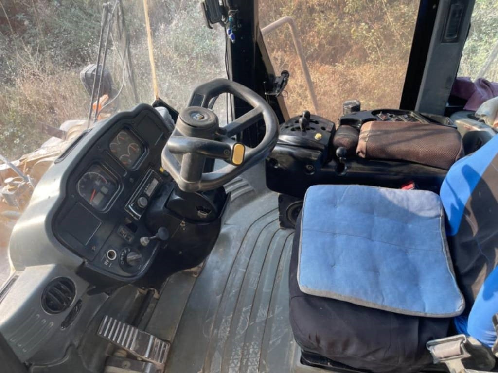 CAT 972 G II - Utovarivač na kotačima: slika CAT 972 G II - Utovarivač na kotačima CAT 972 G II - Utovarivač na kotačima: slika CAT 972 G II - Utovarivač na kotačima