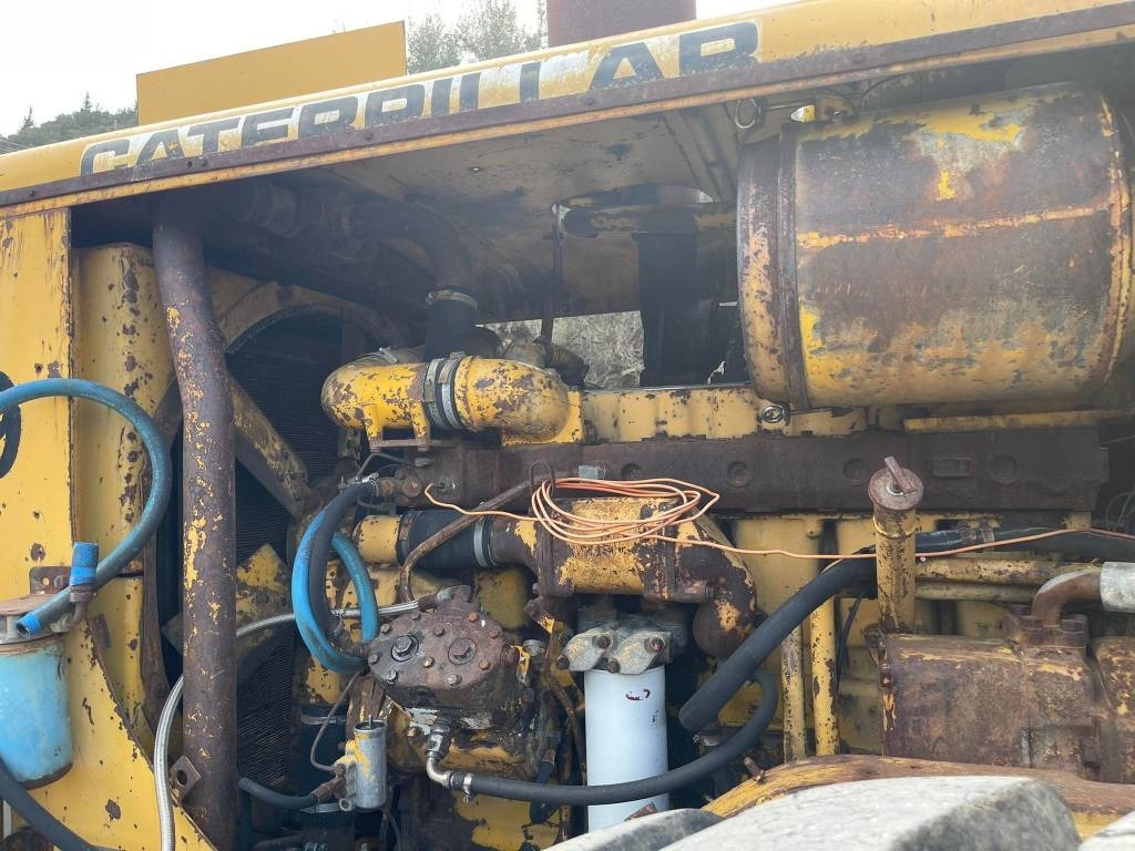 Utovarivač na kotačima CAT 980 B: slika Utovarivač na kotačima CAT 980 B