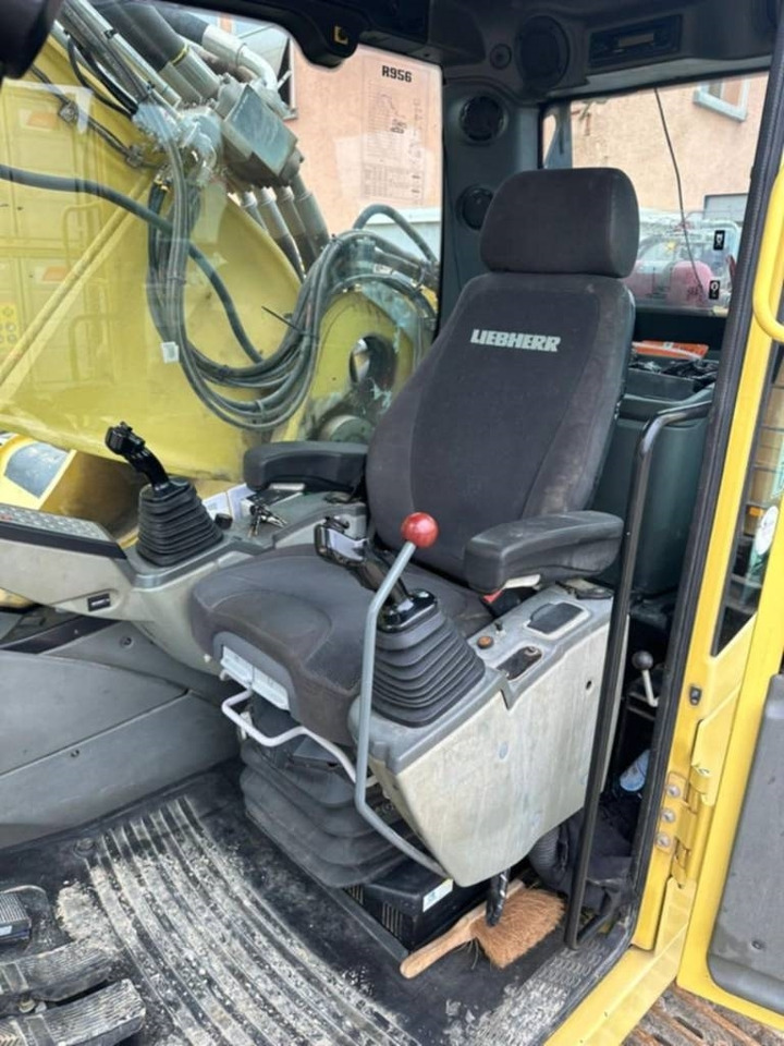 Liebherr R 956 HD - Bager gusjeničar: slika Liebherr R 956 HD - Bager gusjeničar Liebherr R 956 HD - Bager gusjeničar: slika Liebherr R 956 HD - Bager gusjeničar
