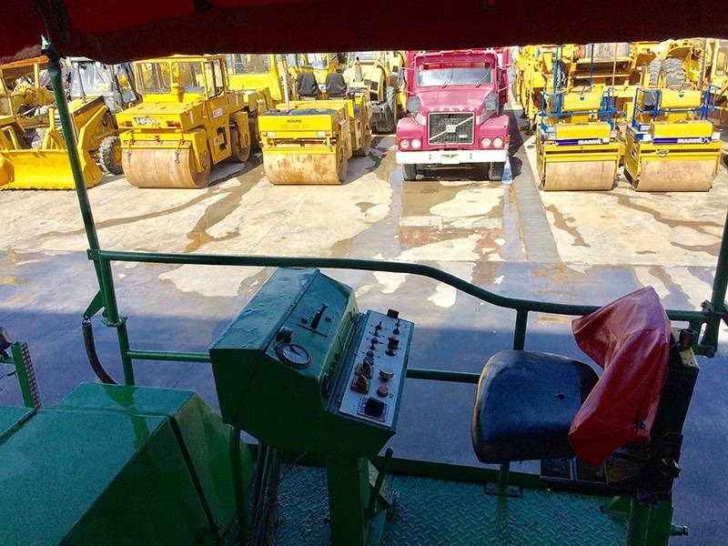 Vögele 1700 - Finišer za asfalt: slika Vögele 1700 - Finišer za asfalt Vögele 1700 - Finišer za asfalt: slika Vögele 1700 - Finišer za asfalt