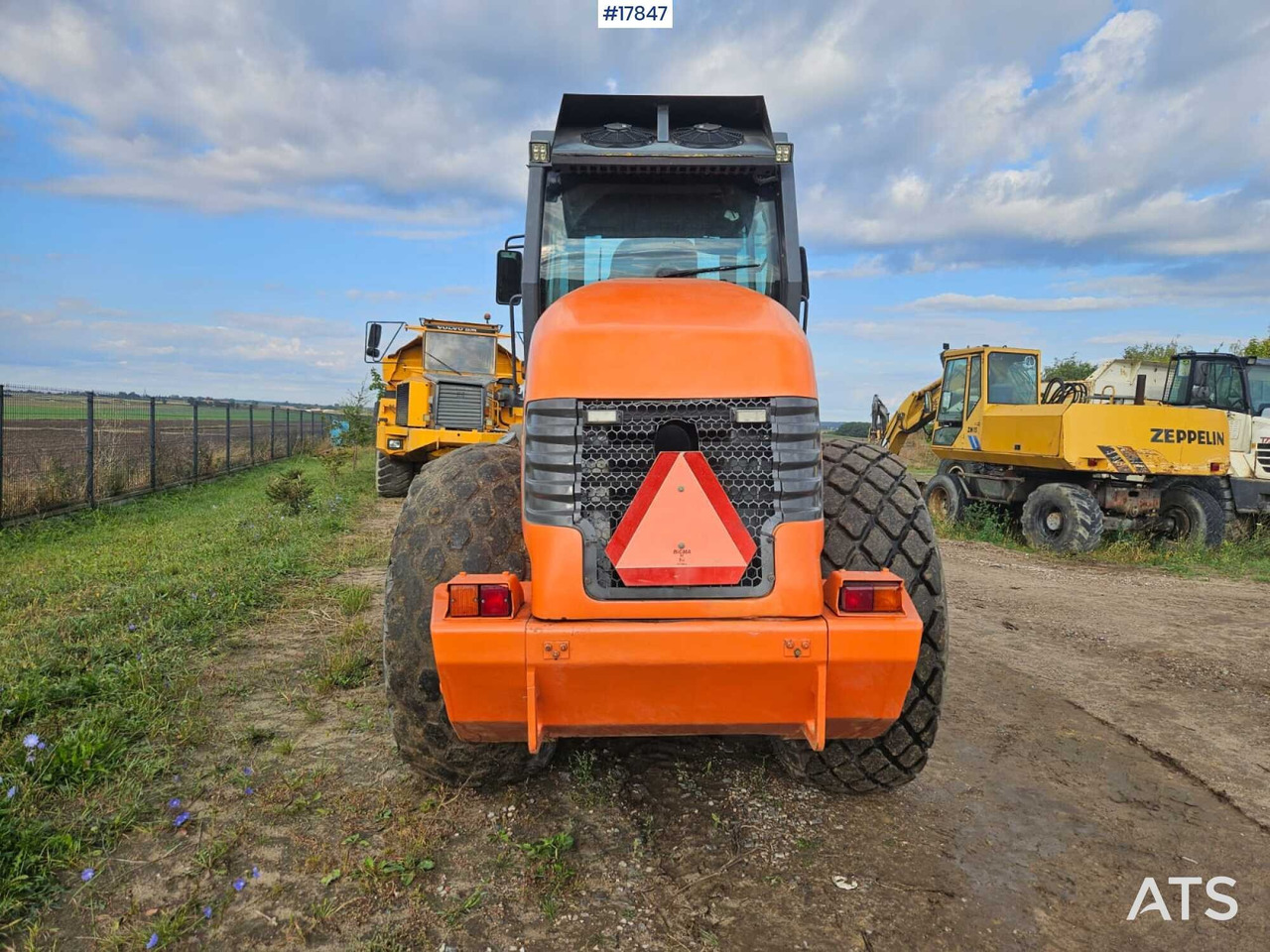 2011 HAMM 3412HT - Kompaktor: slika 2011 HAMM 3412HT - Kompaktor 2011 HAMM 3412HT - Kompaktor: slika 2011 HAMM 3412HT - Kompaktor