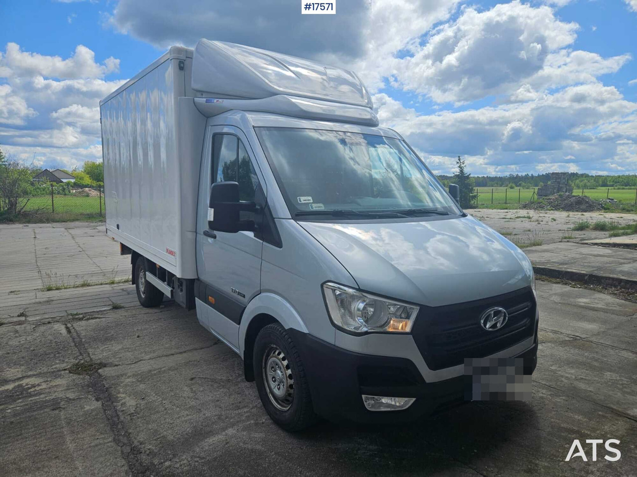 2016 Hyundai H350 - Dostavno vozilo sa zatvorenim sandukom: slika 2016 Hyundai H350 - Dostavno vozilo sa zatvorenim sandukom 2016 Hyundai H350 - Dostavno vozilo sa zatvorenim sandukom: slika 2016 Hyundai H350 - Dostavno vozilo sa zatvorenim sandukom