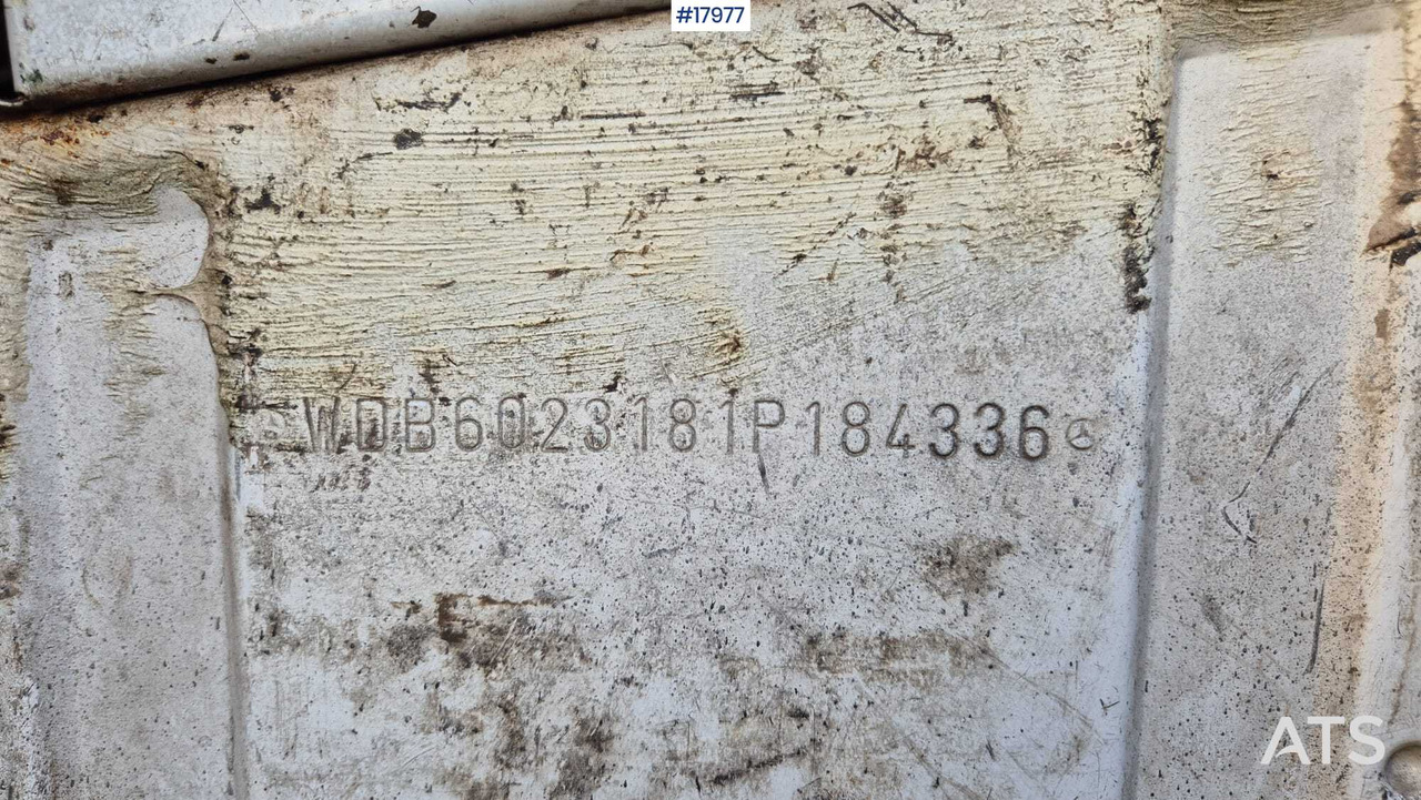 Podizna platforma montirana na kamion BRONTO SKYLIFT basket lift on Mercedes-Benz 308D chassis (1992): slika Podizna platforma montirana na kamion BRONTO SKYLIFT basket lift on Mercedes-Benz 308D chassis (1992)