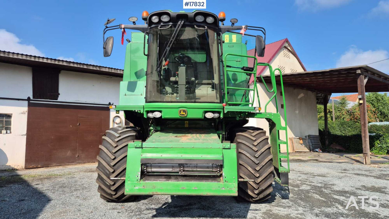 Combine harvester JOHN DEERE 1470 (2010) - Kombajn za žetvu: slika Combine harvester JOHN DEERE 1470 (2010) - Kombajn za žetvu Combine harvester JOHN DEERE 1470 (2010) - Kombajn za žetvu: slika Combine harvester JOHN DEERE 1470 (2010) - Kombajn za žetvu