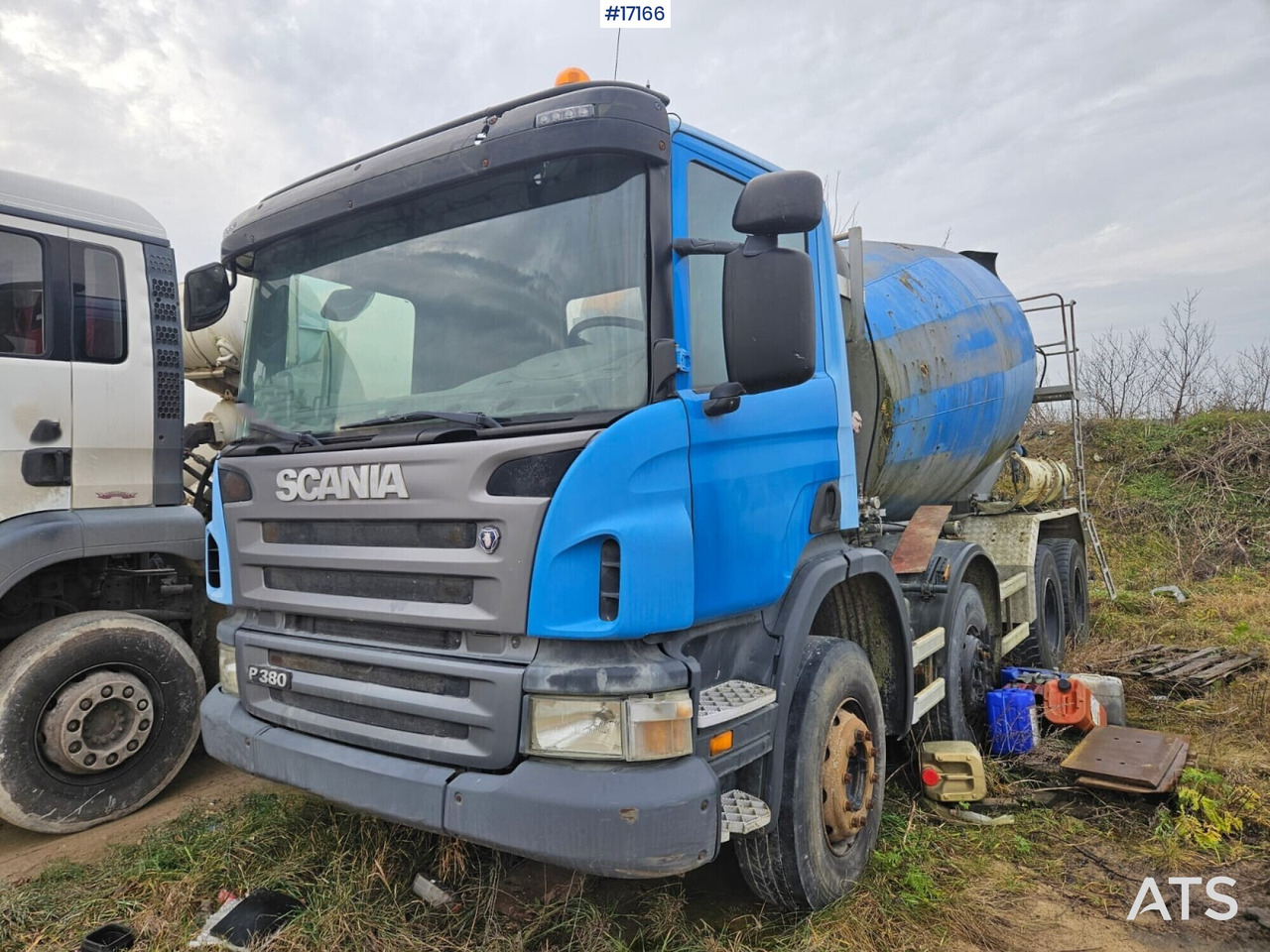 Concrete mixer on SCANIA P380 chassis (2008) - Automješalica: slika Concrete mixer on SCANIA P380 chassis (2008) - Automješalica Concrete mixer on SCANIA P380 chassis (2008) - Automješalica: slika Concrete mixer on SCANIA P380 chassis (2008) - Automješalica
