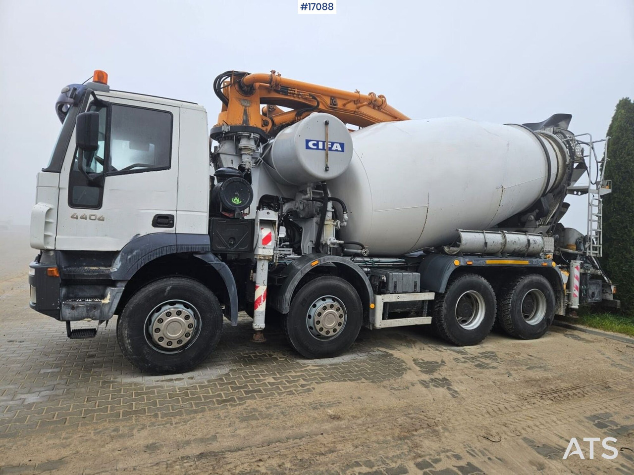 Concrete pump CIFA Magnum MK 28,4 IVECO 8x4 (2006) - Beton pumpa: slika Concrete pump CIFA Magnum MK 28,4 IVECO 8x4 (2006) - Beton pumpa Concrete pump CIFA Magnum MK 28,4 IVECO 8x4 (2006) - Beton pumpa: slika Concrete pump CIFA Magnum MK 28,4 IVECO 8x4 (2006) - Beton pumpa