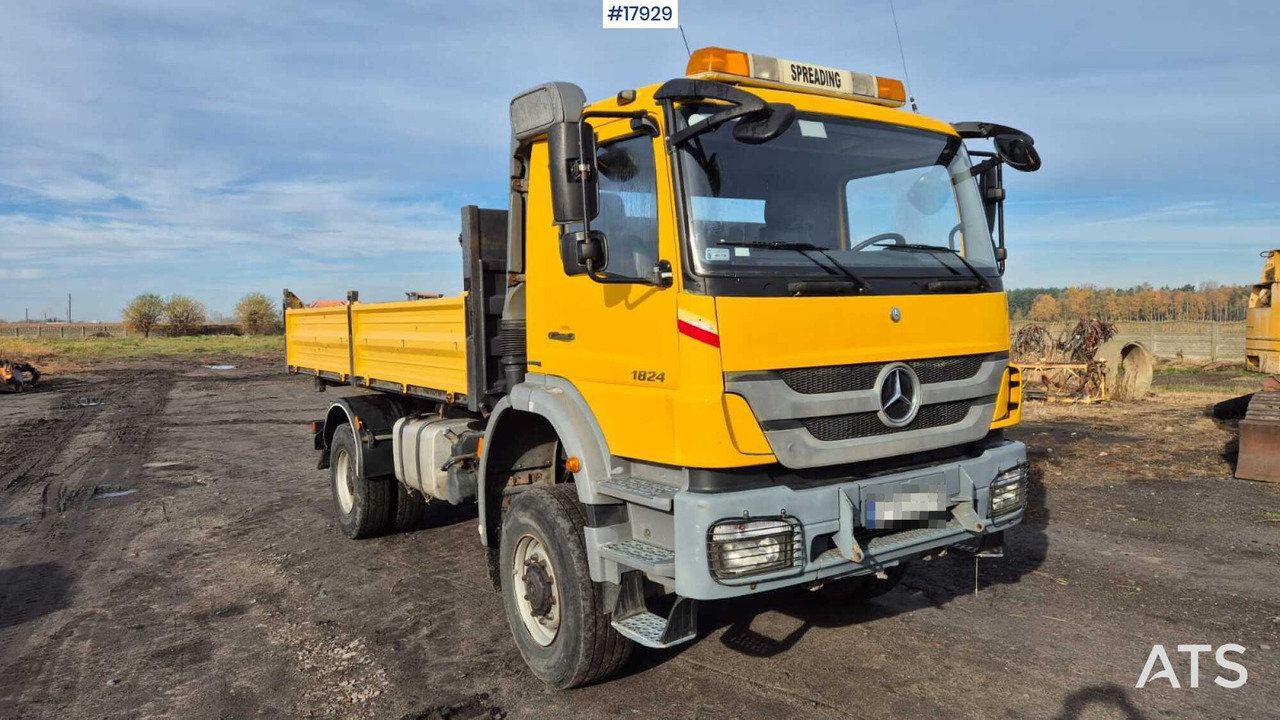 Mercedes-Benz 1824 4x4 dump truck (2005) - Drugi strojevi: slika Mercedes-Benz 1824 4x4 dump truck (2005) - Drugi strojevi Mercedes-Benz 1824 4x4 dump truck (2005) - Drugi strojevi: slika Mercedes-Benz 1824 4x4 dump truck (2005) - Drugi strojevi
