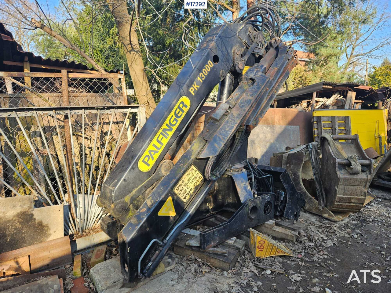 PALFINGER PK 13000 hydraulic crane (1997) - Kamionska dizalica: slika PALFINGER PK 13000 hydraulic crane (1997) - Kamionska dizalica PALFINGER PK 13000 hydraulic crane (1997) - Kamionska dizalica: slika PALFINGER PK 13000 hydraulic crane (1997) - Kamionska dizalica