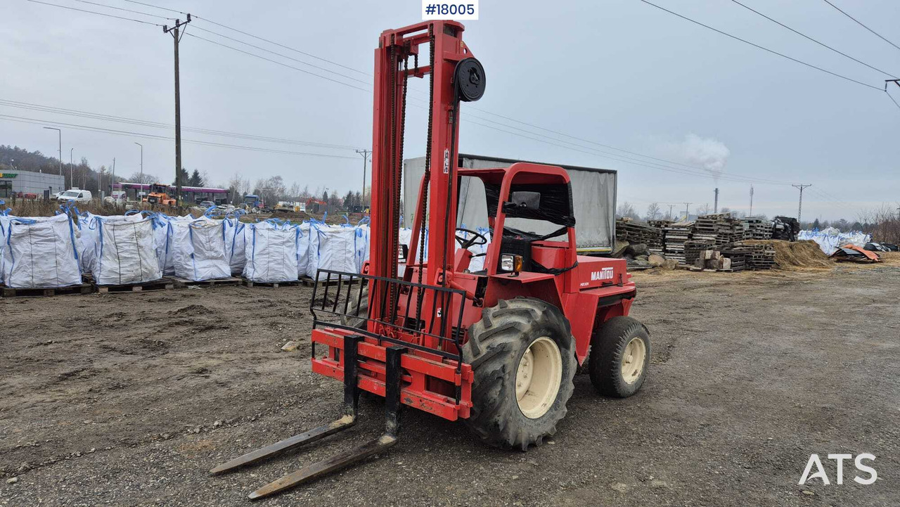 Rough terrain forklift MANITOU MB 30N (1993) - Viličar za teške terene: slika Rough terrain forklift MANITOU MB 30N (1993) - Viličar za teške terene Rough terrain forklift MANITOU MB 30N (1993) - Viličar za teške terene: slika Rough terrain forklift MANITOU MB 30N (1993) - Viličar za teške terene
