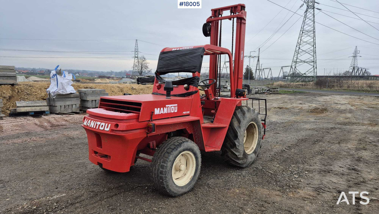 Viličar za teške terene Rough terrain forklift MANITOU MB 30N (1993): slika Viličar za teške terene Rough terrain forklift MANITOU MB 30N (1993)