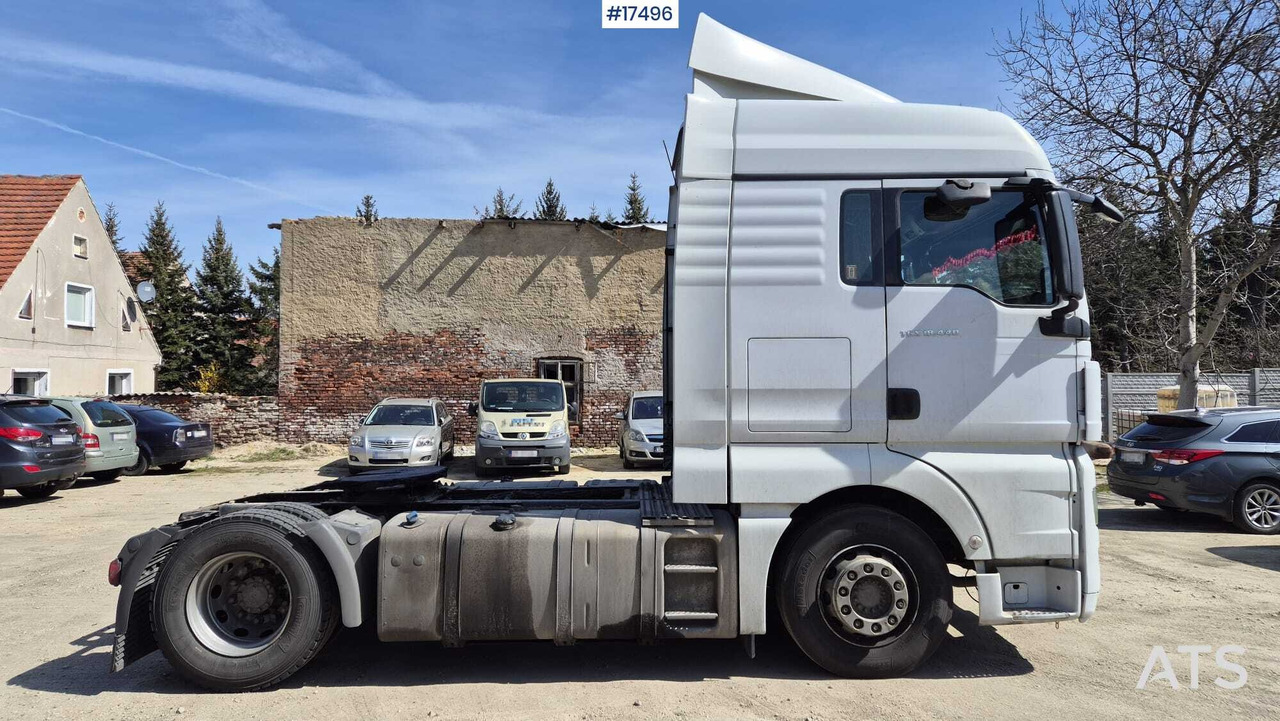 Truck tractor MAN 18.440 (2012) - Tegljač: slika Truck tractor MAN 18.440 (2012) - Tegljač Truck tractor MAN 18.440 (2012) - Tegljač: slika Truck tractor MAN 18.440 (2012) - Tegljač
