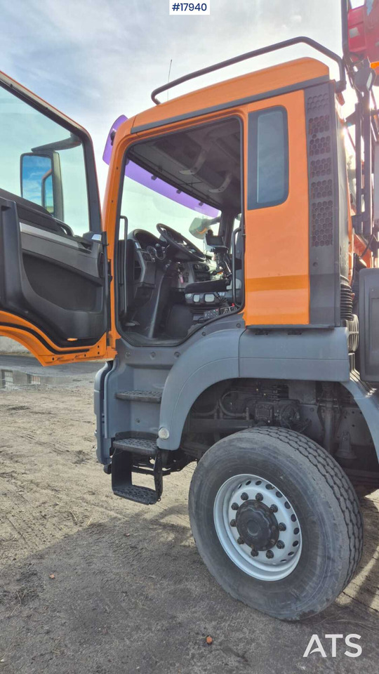 Kiper, Kamion s kranom Tipper/sand spreader with HDS - MAN TGS 28.360 6x4 (2008): slika Kiper, Kamion s kranom Tipper/sand spreader with HDS - MAN TGS 28.360 6x4 (2008)