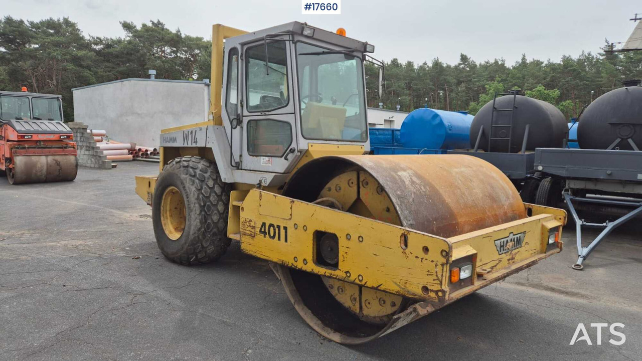 Walec HAMM 4011D (1996) - Kompaktor: slika Walec HAMM 4011D (1996) - Kompaktor Walec HAMM 4011D (1996) - Kompaktor: slika Walec HAMM 4011D (1996) - Kompaktor