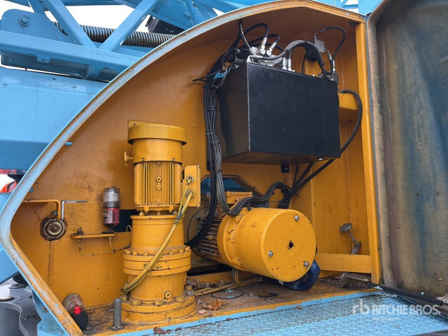 2007 Potain IGO32 Tri/A Self-Erecting Mobile Tower Crane - Brzomontažna dizalica: slika 2007 Potain IGO32 Tri/A Self-Erecting Mobile Tower Crane - Brzomontažna dizalica 2007 Potain IGO32 Tri/A Self-Erecting Mobile Tower Crane - Brzomontažna dizalica: slika 2007 Potain IGO32 Tri/A Self-Erecting Mobile Tower Crane - Brzomontažna dizalica