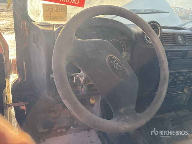 2010 Land Rover Defender (Inoperable) SUV - SUV: slika 2010 Land Rover Defender (Inoperable) SUV - SUV 2010 Land Rover Defender (Inoperable) SUV - SUV: slika 2010 Land Rover Defender (Inoperable) SUV - SUV