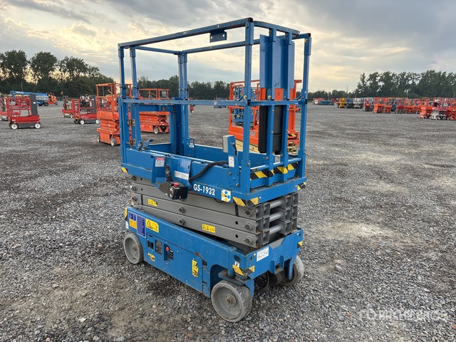 2013 Genie GS1932 Electric Scissor Lift - Škarasta podizna platforma: slika 2013 Genie GS1932 Electric Scissor Lift - Škarasta podizna platforma 2013 Genie GS1932 Electric Scissor Lift - Škarasta podizna platforma: slika 2013 Genie GS1932 Electric Scissor Lift - Škarasta podizna platforma