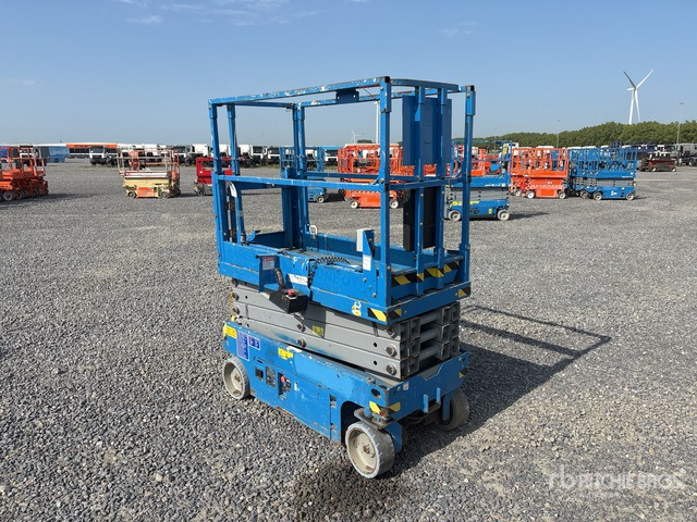 2013 Genie GS1932 Electric Scissor Lift - Škarasta podizna platforma: slika 2013 Genie GS1932 Electric Scissor Lift - Škarasta podizna platforma 2013 Genie GS1932 Electric Scissor Lift - Škarasta podizna platforma: slika 2013 Genie GS1932 Electric Scissor Lift - Škarasta podizna platforma