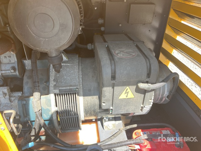 2014 Atlas Copco QAS30 30 kVA Skid-Mounted Generator Set - Generatorski set: slika 2014 Atlas Copco QAS30 30 kVA Skid-Mounted Generator Set - Generatorski set 2014 Atlas Copco QAS30 30 kVA Skid-Mounted Generator Set - Generatorski set: slika 2014 Atlas Copco QAS30 30 kVA Skid-Mounted Generator Set - Generatorski set