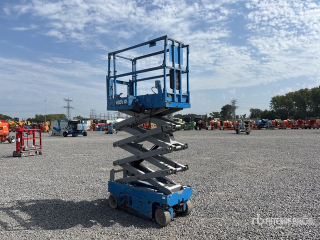 2014 Genie GS1930 Electric Scissor Lift - Škarasta podizna platforma: slika 2014 Genie GS1930 Electric Scissor Lift - Škarasta podizna platforma 2014 Genie GS1930 Electric Scissor Lift - Škarasta podizna platforma: slika 2014 Genie GS1930 Electric Scissor Lift - Škarasta podizna platforma