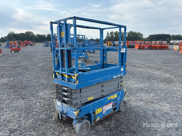 2014 Genie GS1932 Electric Scissor Lift - Škarasta podizna platforma: slika 2014 Genie GS1932 Electric Scissor Lift - Škarasta podizna platforma 2014 Genie GS1932 Electric Scissor Lift - Škarasta podizna platforma: slika 2014 Genie GS1932 Electric Scissor Lift - Škarasta podizna platforma