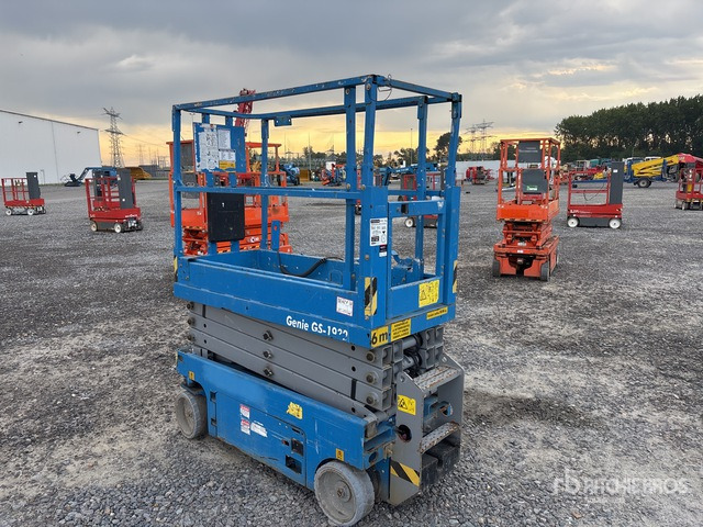 2014 Genie GS1932 Electric Scissor Lift - Škarasta podizna platforma: slika 2014 Genie GS1932 Electric Scissor Lift - Škarasta podizna platforma 2014 Genie GS1932 Electric Scissor Lift - Škarasta podizna platforma: slika 2014 Genie GS1932 Electric Scissor Lift - Škarasta podizna platforma
