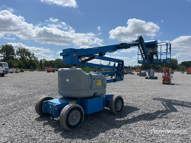 2016 Genie Z-45/25J 2WD Electric Articulating Boom Lift - Zglobni krak: slika 2016 Genie Z-45/25J 2WD Electric Articulating Boom Lift - Zglobni krak 2016 Genie Z-45/25J 2WD Electric Articulating Boom Lift - Zglobni krak: slika 2016 Genie Z-45/25J 2WD Electric Articulating Boom Lift - Zglobni krak