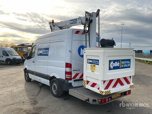 Mercedes-Benz mobiele kraan - Podizna platforma montirana na kamion: slika Mercedes-Benz mobiele kraan - Podizna platforma montirana na kamion Mercedes-Benz mobiele kraan - Podizna platforma montirana na kamion: slika Mercedes-Benz mobiele kraan - Podizna platforma montirana na kamion