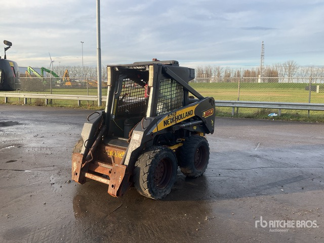 New Holland L160 Skid Steer Loader - Mini utovarivač: slika New Holland L160 Skid Steer Loader - Mini utovarivač New Holland L160 Skid Steer Loader - Mini utovarivač: slika New Holland L160 Skid Steer Loader - Mini utovarivač