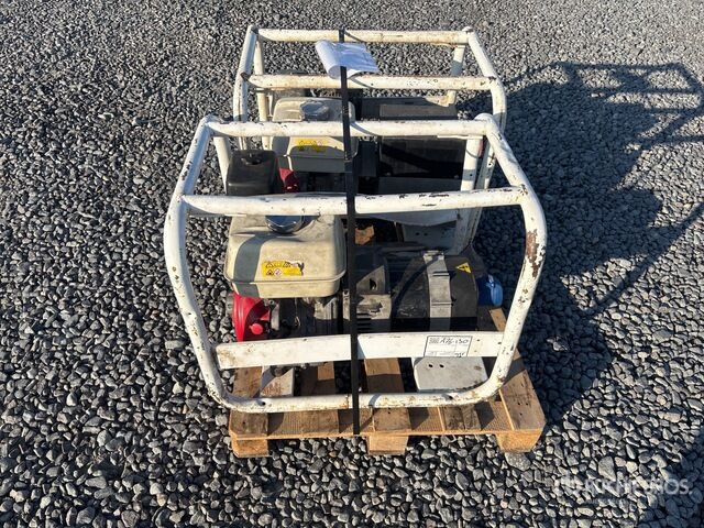 Sdmo R6 Generator Set - Generatorski set: slika Sdmo R6 Generator Set - Generatorski set Sdmo R6 Generator Set - Generatorski set: slika Sdmo R6 Generator Set - Generatorski set