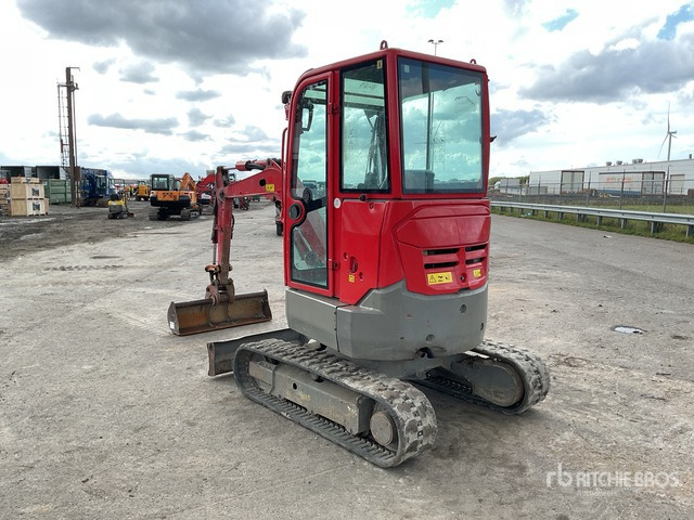 Volvo ECR25D Mini Excavator: <6.6t - Mini bager: slika Volvo ECR25D Mini Excavator: <6.6t - Mini bager Volvo ECR25D Mini Excavator: <6.6t - Mini bager: slika Volvo ECR25D Mini Excavator: <6.6t - Mini bager