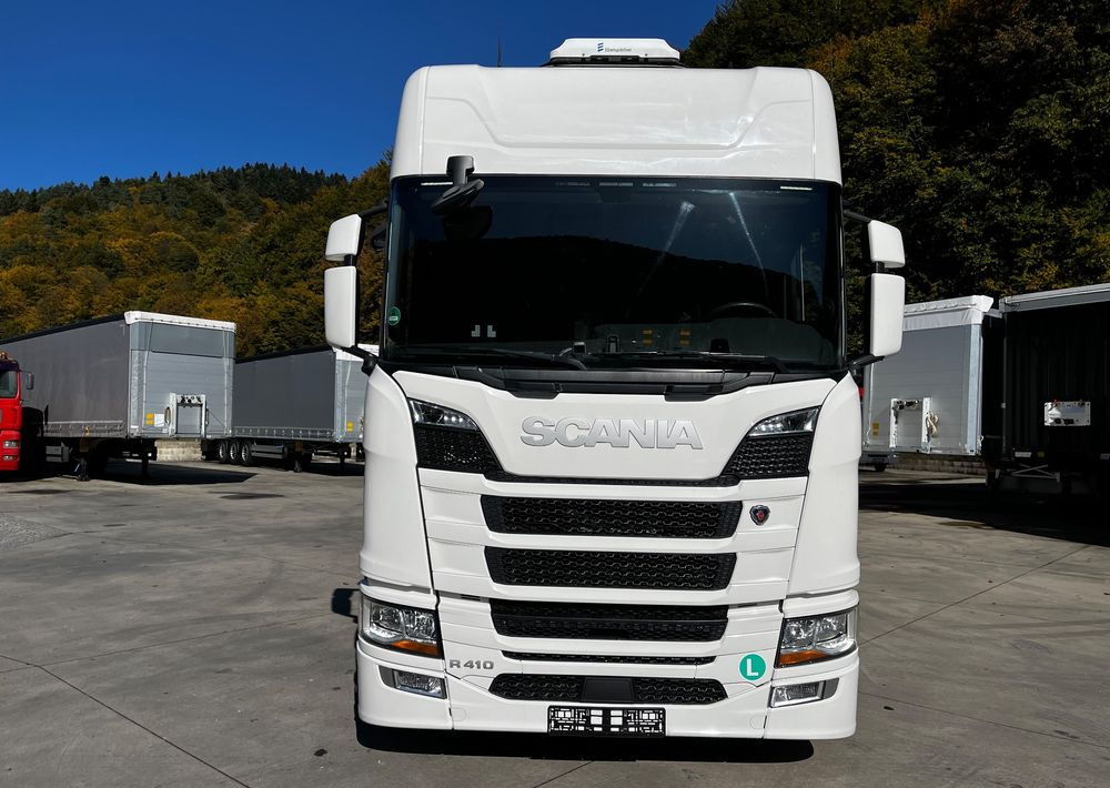 Scania R410 // 2018 // Retarder // Tandem 7.7+7.7 // Przyczepa Krone // Oś podnosozna // - Kamion s ceradom: slika Scania R410 // 2018 // Retarder // Tandem 7.7+7.7 // Przyczepa Krone // Oś podnosozna // - Kamion s ceradom Scania R410 // 2018 // Retarder // Tandem 7.7+7.7 // Przyczepa Krone // Oś podnosozna // - Kamion s ceradom: slika Scania R410 // 2018 // Retarder // Tandem 7.7+7.7 // Przyczepa Krone // Oś podnosozna // - Kamion s ceradom