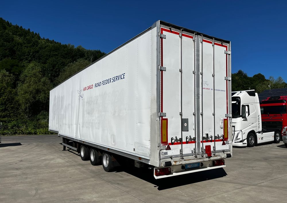 Talson Naczepa Izoterma Pojemnościowa // 3.03cm // Rolki // 105m3 // - Poluprikolica hladnjača: slika Talson Naczepa Izoterma Pojemnościowa // 3.03cm // Rolki // 105m3 // - Poluprikolica hladnjača Talson Naczepa Izoterma Pojemnościowa // 3.03cm // Rolki // 105m3 // - Poluprikolica hladnjača: slika Talson Naczepa Izoterma Pojemnościowa // 3.03cm // Rolki // 105m3 // - Poluprikolica hladnjača