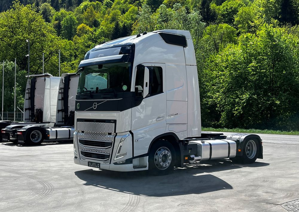 Volvo FH500 // New Face // Low Deck // Full Led // ACC // Globe XL // ParkClima // - Tegljač: slika Volvo FH500 // New Face // Low Deck // Full Led // ACC // Globe XL // ParkClima // - Tegljač Volvo FH500 // New Face // Low Deck // Full Led // ACC // Globe XL // ParkClima // - Tegljač: slika Volvo FH500 // New Face // Low Deck // Full Led // ACC // Globe XL // ParkClima // - Tegljač