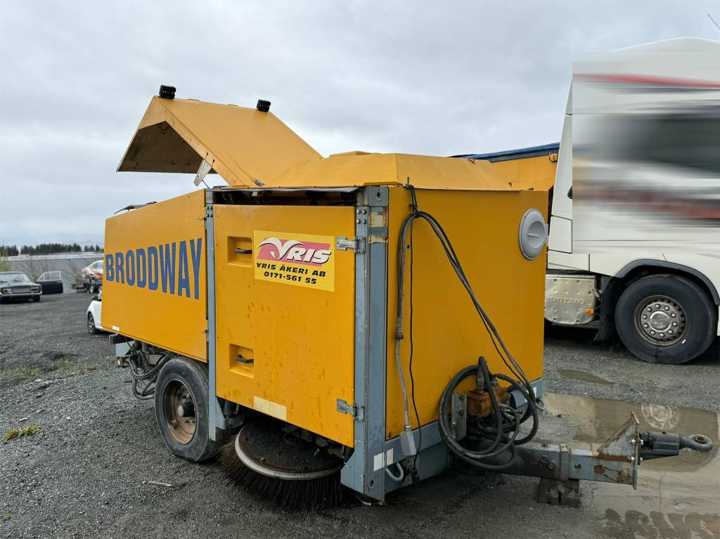 Broddway Combi feievogn - Cestovna čistilica: slika Broddway Combi feievogn - Cestovna čistilica Broddway Combi feievogn - Cestovna čistilica: slika Broddway Combi feievogn - Cestovna čistilica
