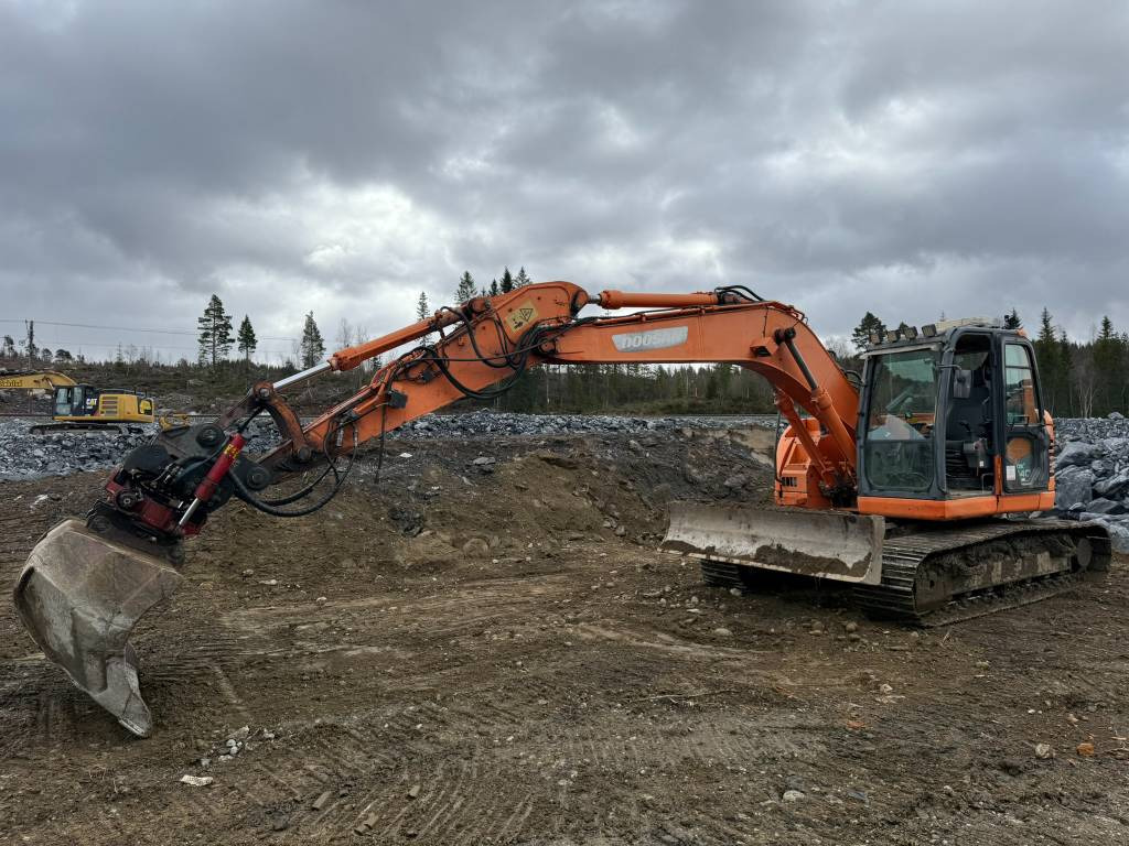 Doosan DX 140 LCR - Bager gusjeničar: slika Doosan DX 140 LCR - Bager gusjeničar Doosan DX 140 LCR - Bager gusjeničar: slika Doosan DX 140 LCR - Bager gusjeničar