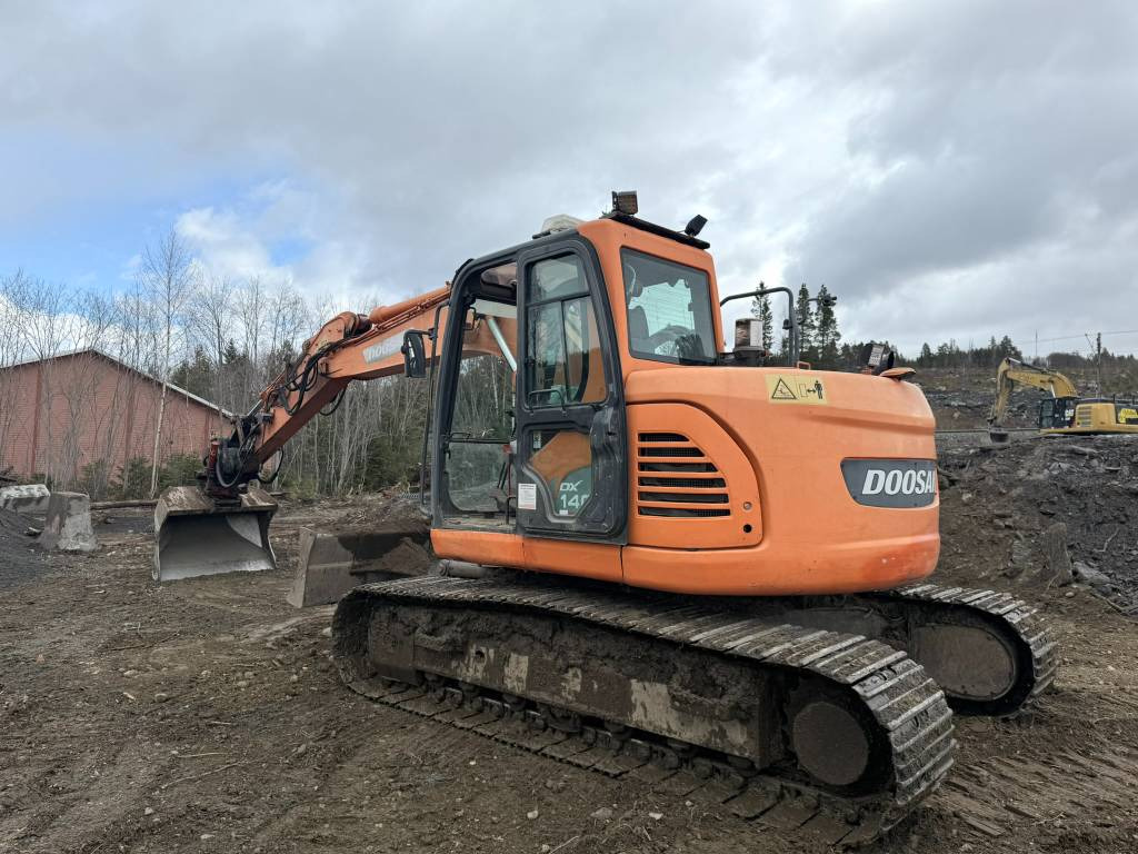 Doosan DX 140 LCR - Bager gusjeničar: slika Doosan DX 140 LCR - Bager gusjeničar Doosan DX 140 LCR - Bager gusjeničar: slika Doosan DX 140 LCR - Bager gusjeničar