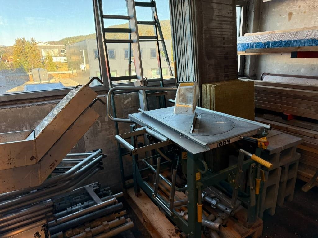 Stroj za obradu drveta Ernex 1603 230/400 V gjerdesag med rullebord: slika Stroj za obradu drveta Ernex 1603 230/400 V gjerdesag med rullebord Stroj za obradu drveta Ernex 1603 230/400 V gjerdesag med rullebord: slika Stroj za obradu drveta Ernex 1603 230/400 V gjerdesag med rullebord