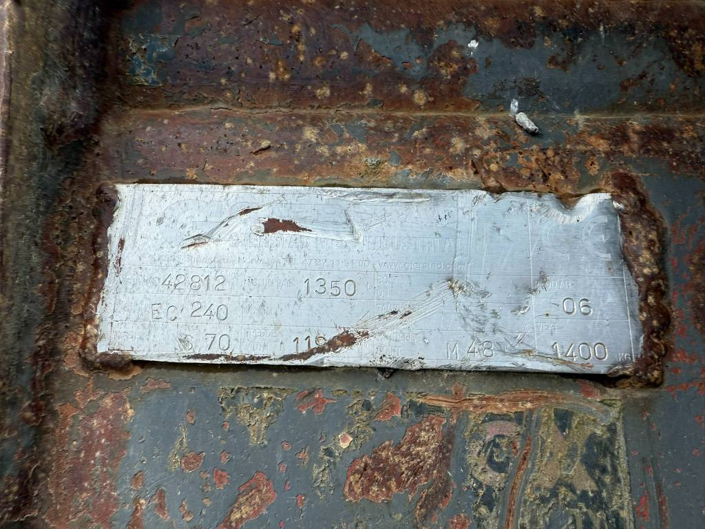 Gjerstad Grave og pusseskuffe S70 - Korpa za bager: slika Gjerstad Grave og pusseskuffe S70 - Korpa za bager Gjerstad Grave og pusseskuffe S70 - Korpa za bager: slika Gjerstad Grave og pusseskuffe S70 - Korpa za bager