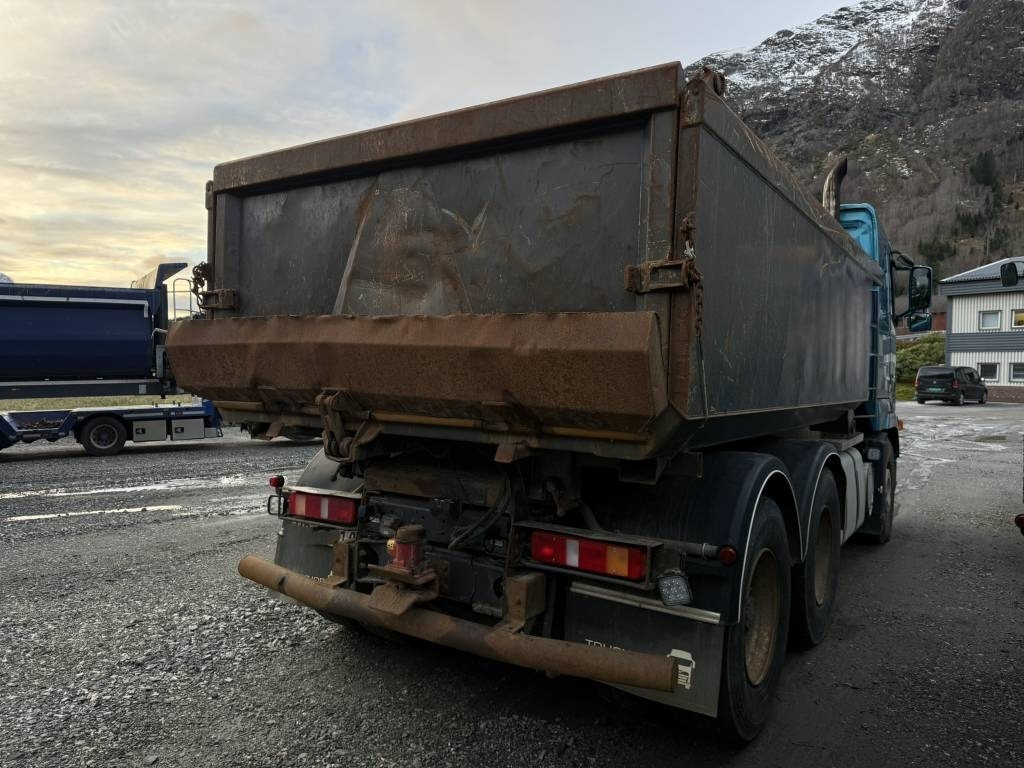 Volvo FH 16 550 6x2 - Kiper: slika Volvo FH 16 550 6x2 - Kiper Volvo FH 16 550 6x2 - Kiper: slika Volvo FH 16 550 6x2 - Kiper