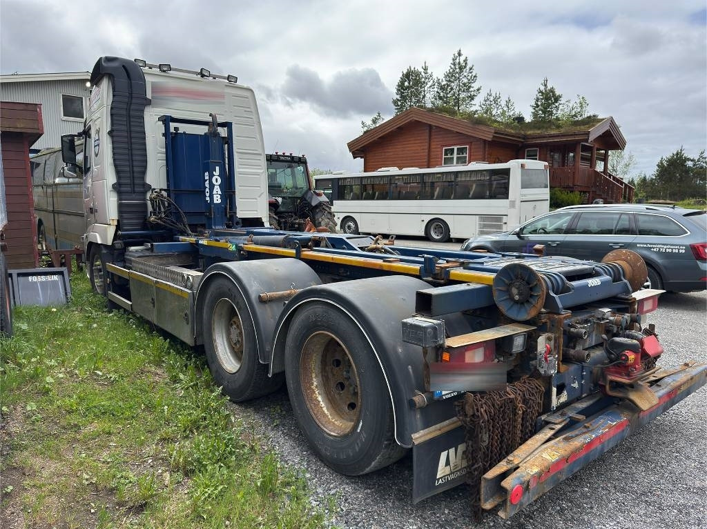 Volvo FH 540 - Kamion s kukastom dizalicom: slika Volvo FH 540 - Kamion s kukastom dizalicom Volvo FH 540 - Kamion s kukastom dizalicom: slika Volvo FH 540 - Kamion s kukastom dizalicom