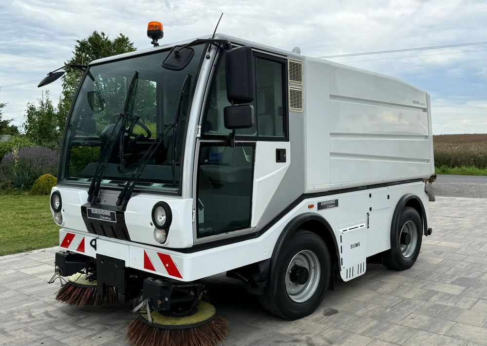 Inny Bucher Citycat 5000 - Kamion za odvoz smeća: slika Inny Bucher Citycat 5000 - Kamion za odvoz smeća Inny Bucher Citycat 5000 - Kamion za odvoz smeća: slika Inny Bucher Citycat 5000 - Kamion za odvoz smeća