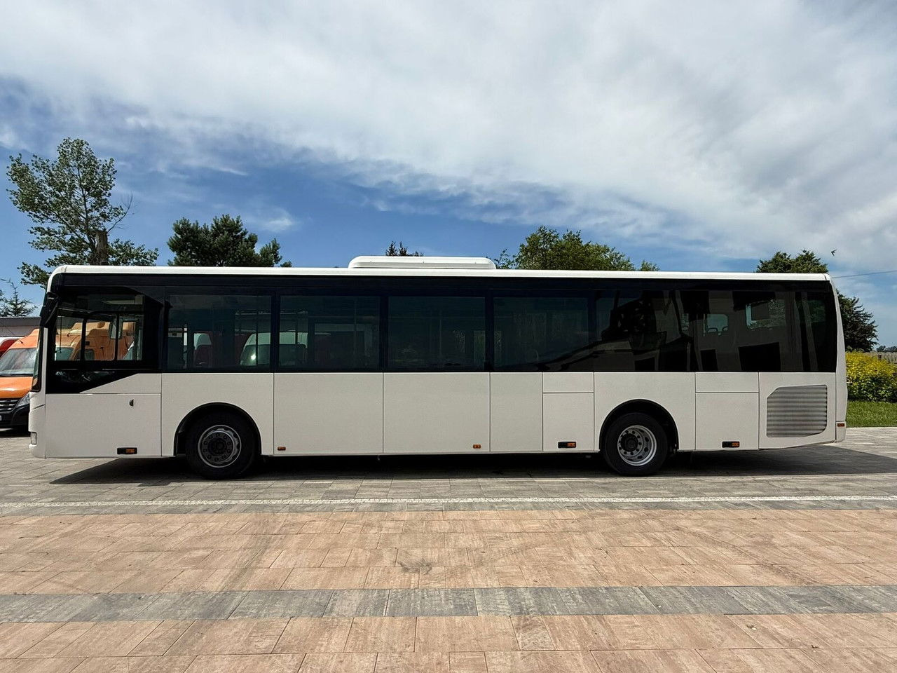 Irisbus Crossway LE SFR 161 Euro 5 Klimatyzacja Thermoking 12metrów 37mi - Gradski autobus: slika Irisbus Crossway LE SFR 161 Euro 5 Klimatyzacja Thermoking 12metrów 37mi - Gradski autobus Irisbus Crossway LE SFR 161 Euro 5 Klimatyzacja Thermoking 12metrów 37mi - Gradski autobus: slika Irisbus Crossway LE SFR 161 Euro 5 Klimatyzacja Thermoking 12metrów 37mi - Gradski autobus