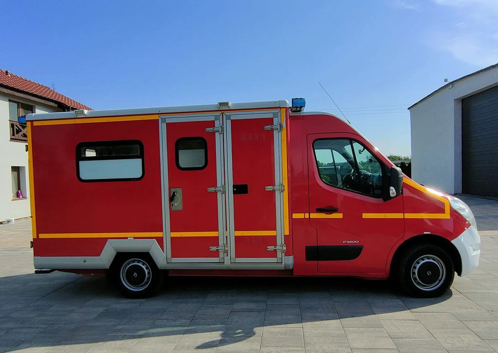 Renault Master - Vozilo hitne pomoći: slika Renault Master - Vozilo hitne pomoći Renault Master - Vozilo hitne pomoći: slika Renault Master - Vozilo hitne pomoći