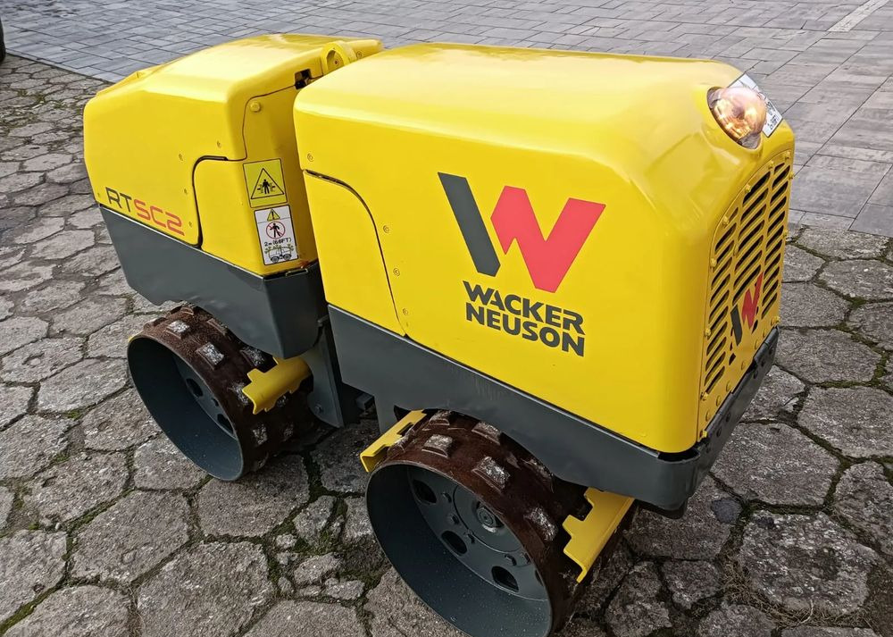 Wacker Neuson RTSC2 - Mini valjak: slika Wacker Neuson RTSC2 - Mini valjak Wacker Neuson RTSC2 - Mini valjak: slika Wacker Neuson RTSC2 - Mini valjak