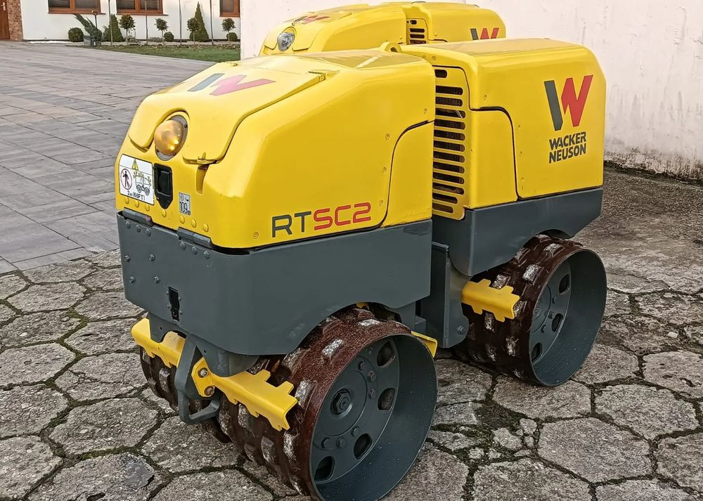 Wacker Neuson RTSC2 - Mini valjak: slika Wacker Neuson RTSC2 - Mini valjak Wacker Neuson RTSC2 - Mini valjak: slika Wacker Neuson RTSC2 - Mini valjak