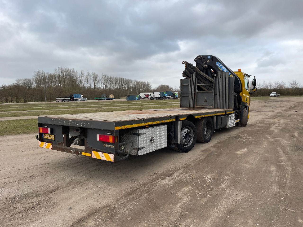 DAF 85.410 Met Effer 470 6s laadkraan ladekran loadercrane crane palfinger hiab - Kamion s kranom: slika DAF 85.410 Met Effer 470 6s laadkraan ladekran loadercrane crane palfinger hiab - Kamion s kranom DAF 85.410 Met Effer 470 6s laadkraan ladekran loadercrane crane palfinger hiab - Kamion s kranom: slika DAF 85.410 Met Effer 470 6s laadkraan ladekran loadercrane crane palfinger hiab - Kamion s kranom